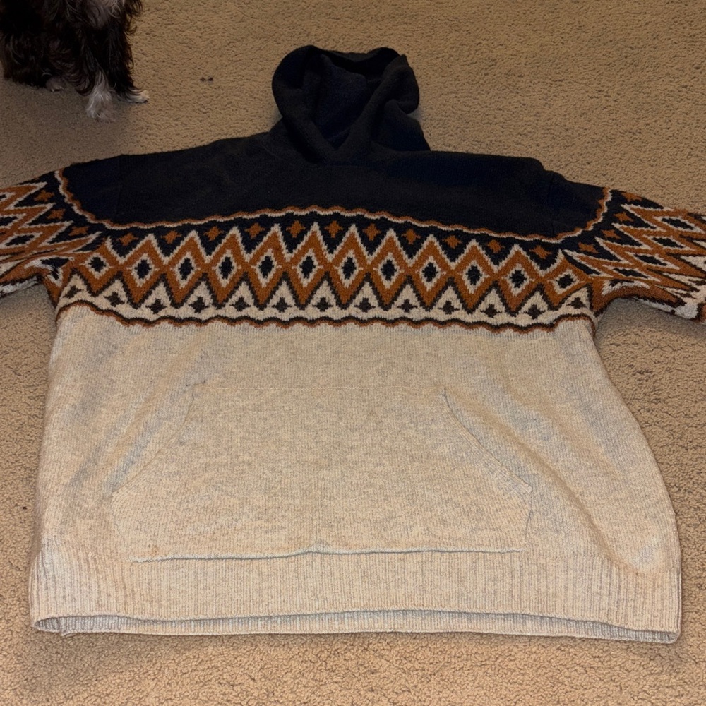 Old Navy Black and Brown Geometric Sweater
